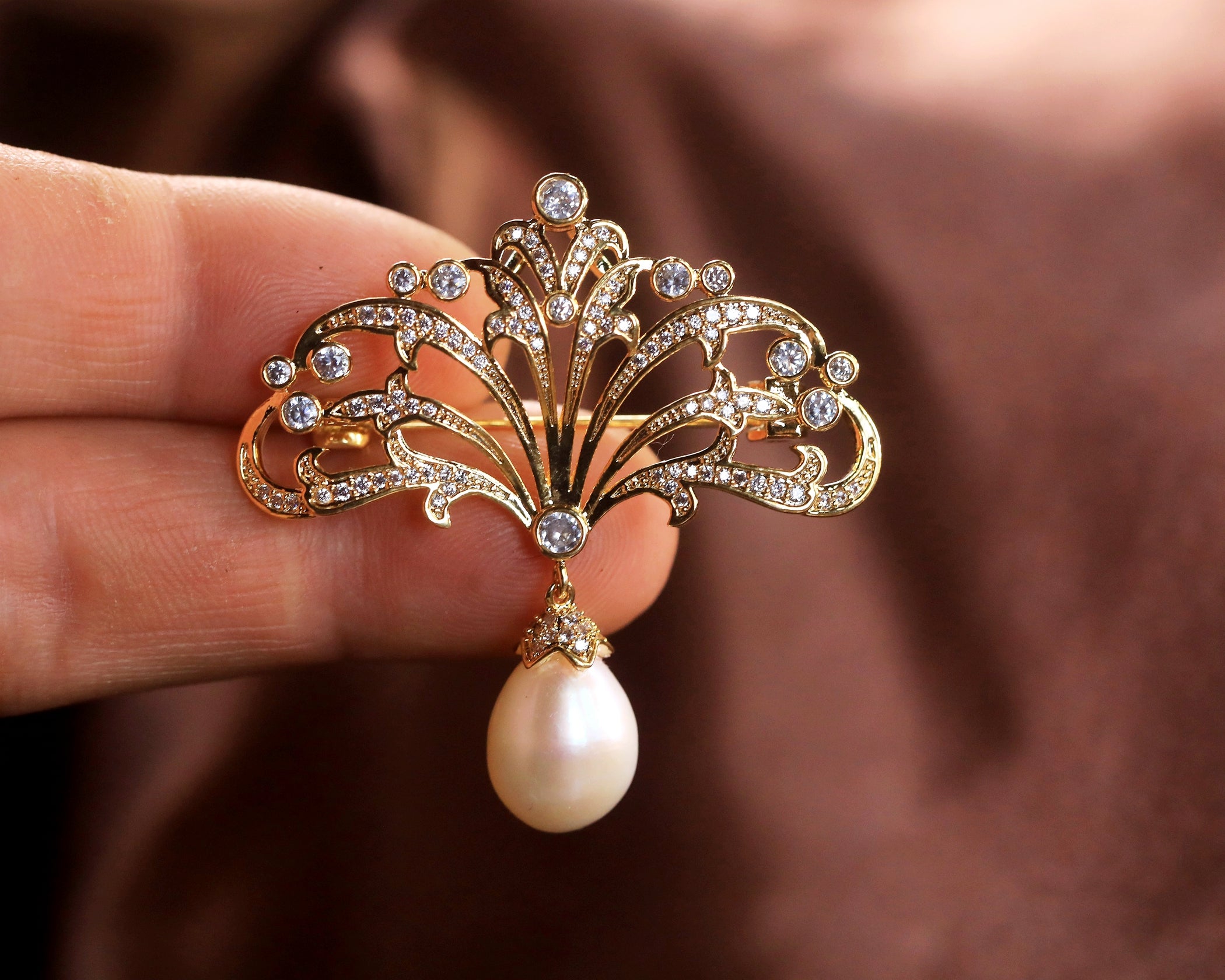 Brooch Pendant Belle Epqoue Fan Shape White Pearl CZ XZ20