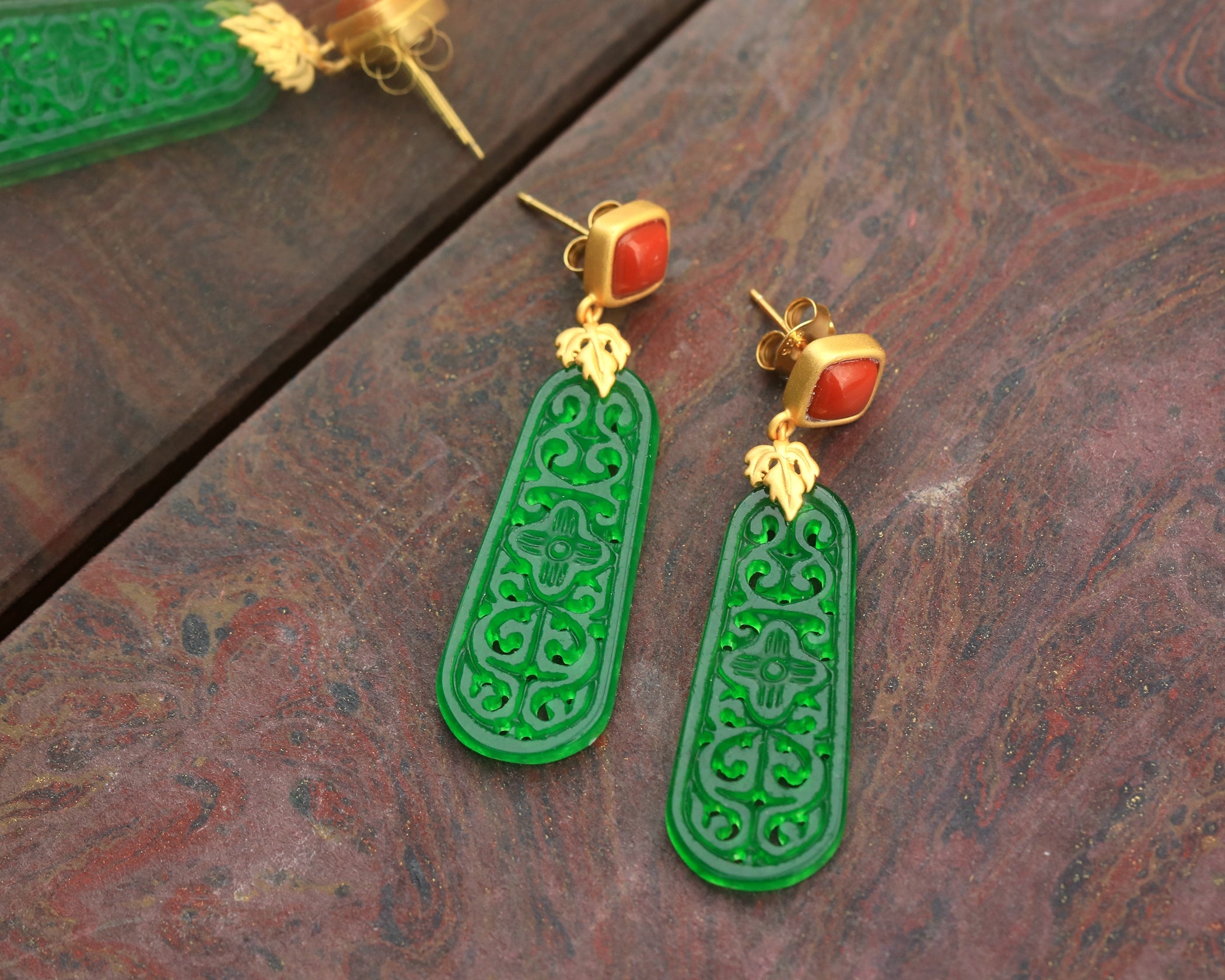 Earrings Post Vermeil Agate Rouge Sculptured Greed Jade BE3