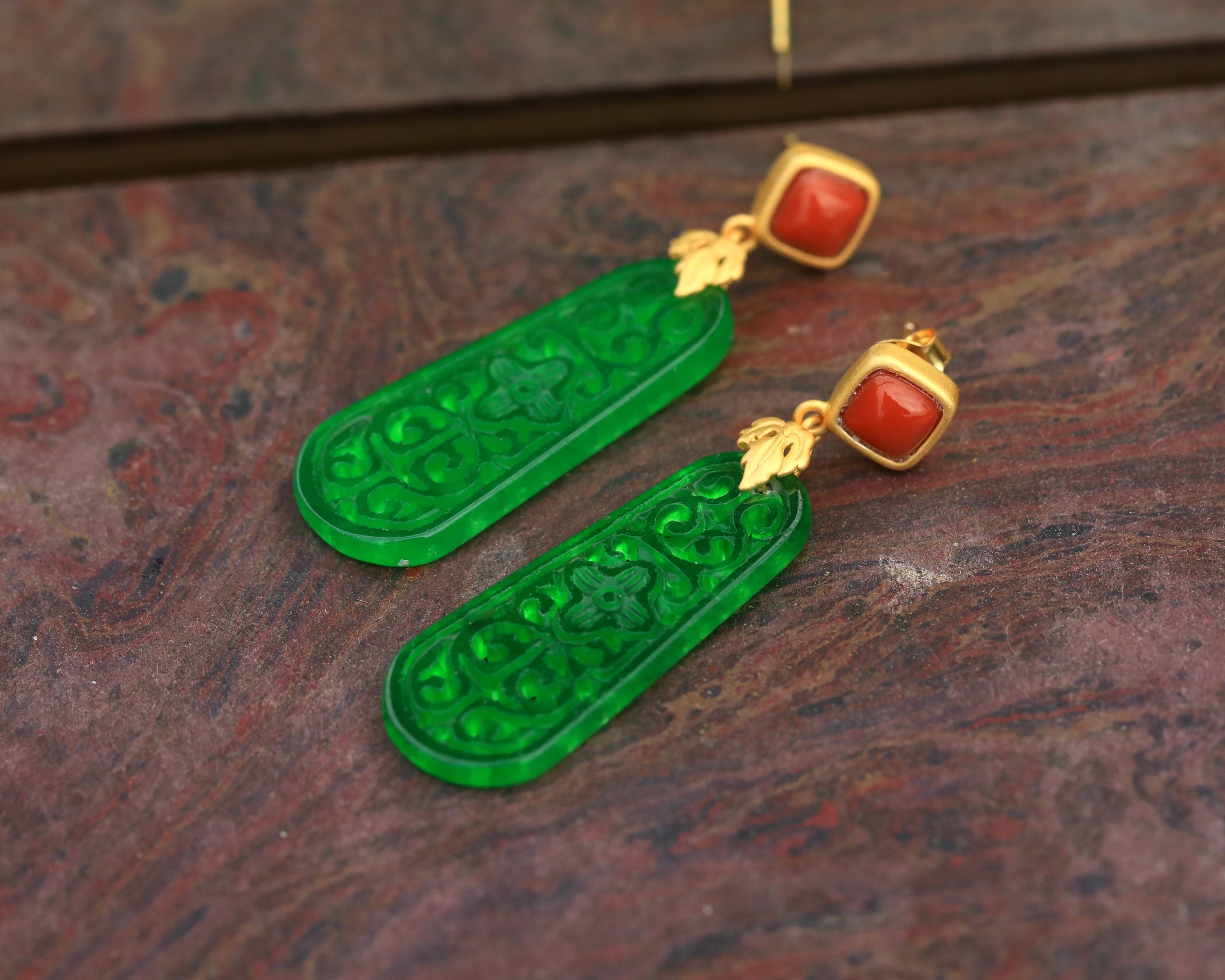 Earrings Post Vermeil Agate Rouge Sculptured Greed Jade BE3