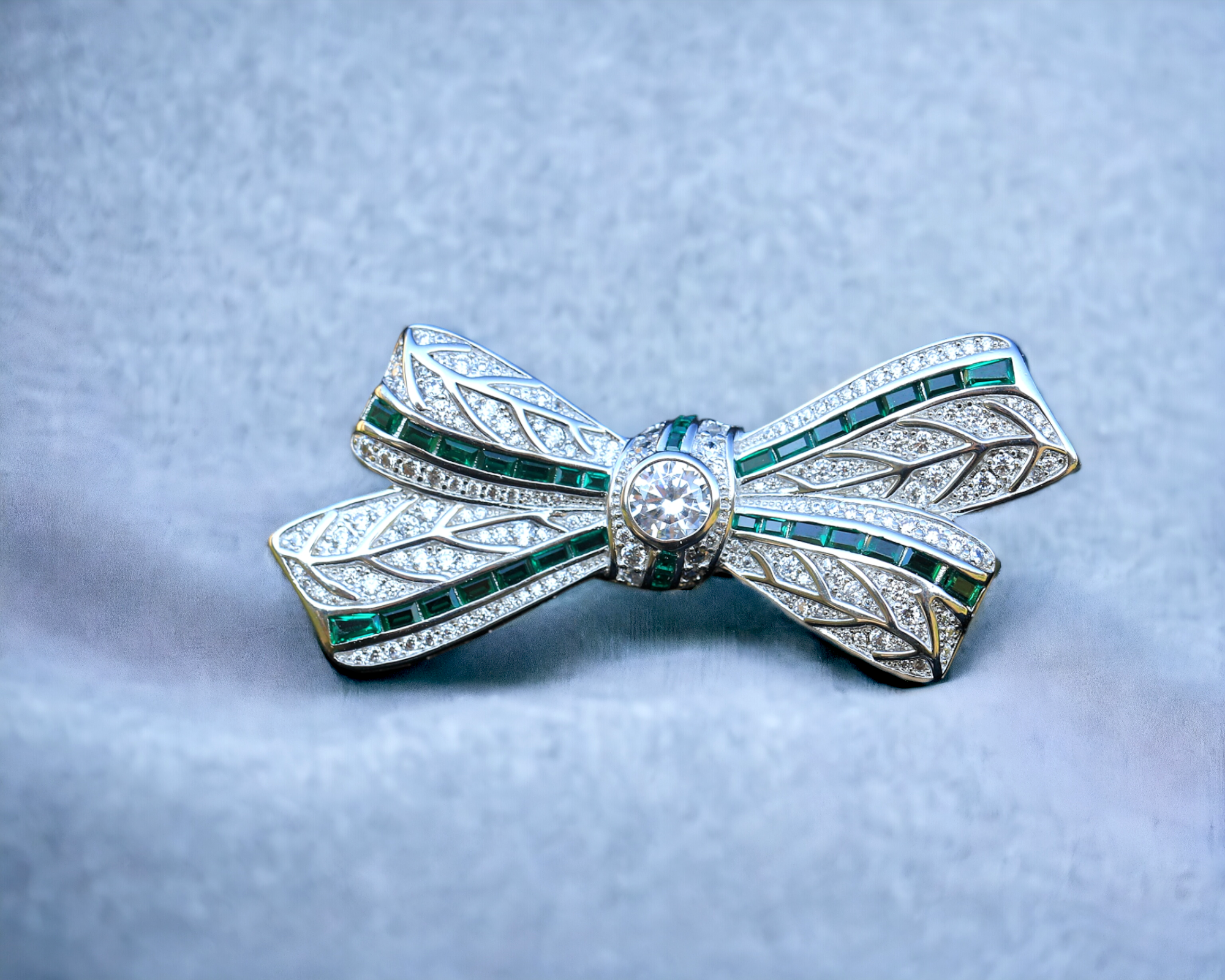 Brooch Art Deco Bow CZ White Green Red BE1