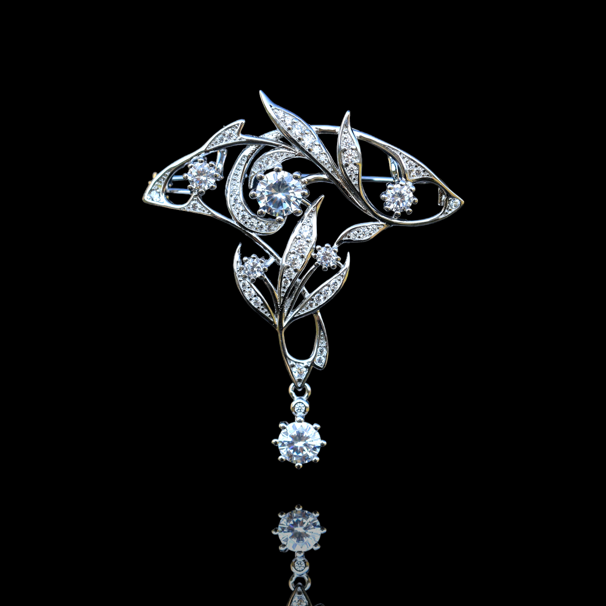 Brooch Belle Epoque Laurel CZ White Green BE1