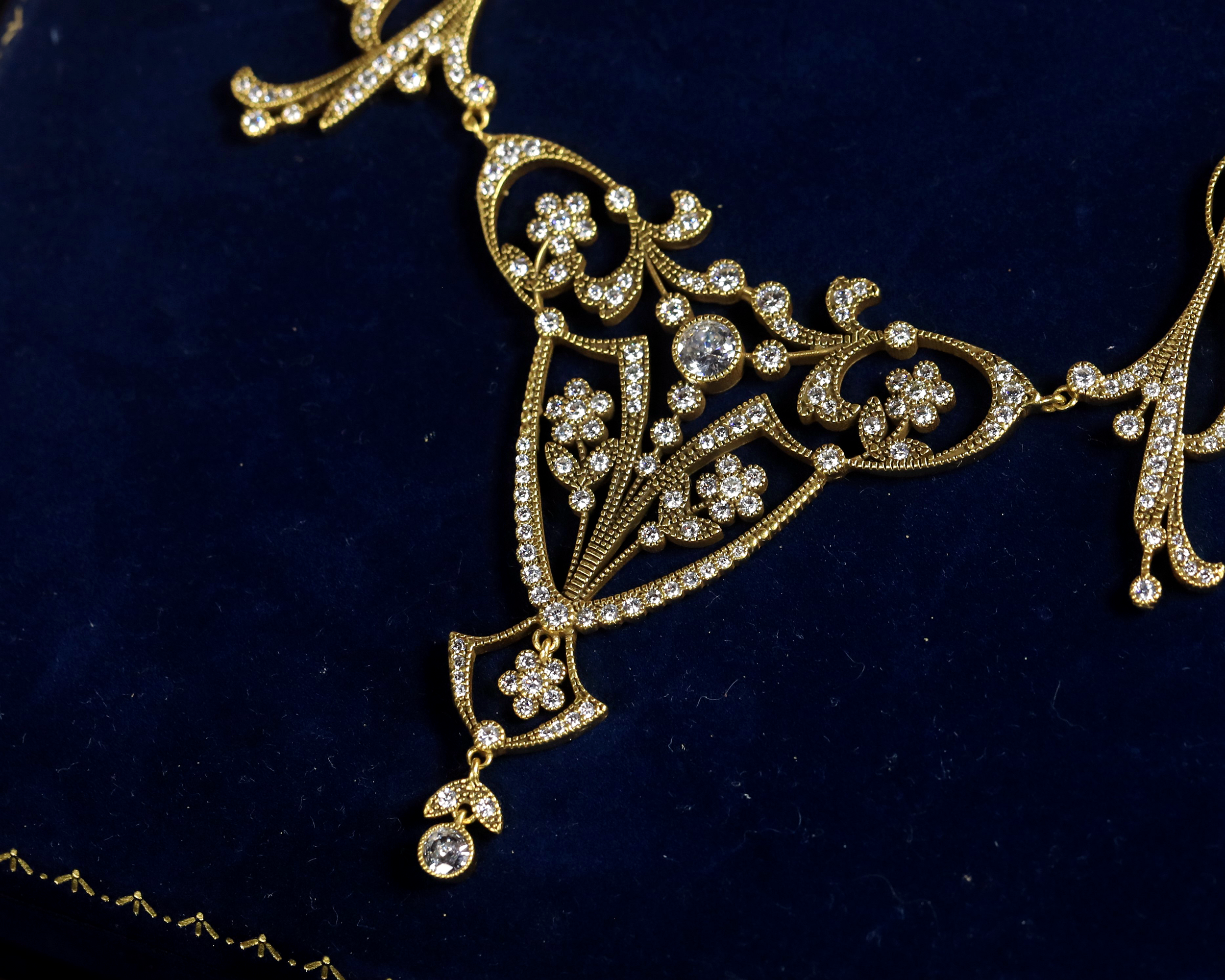 Necklace Belle Epoque Lacework Gold CZ White BE8