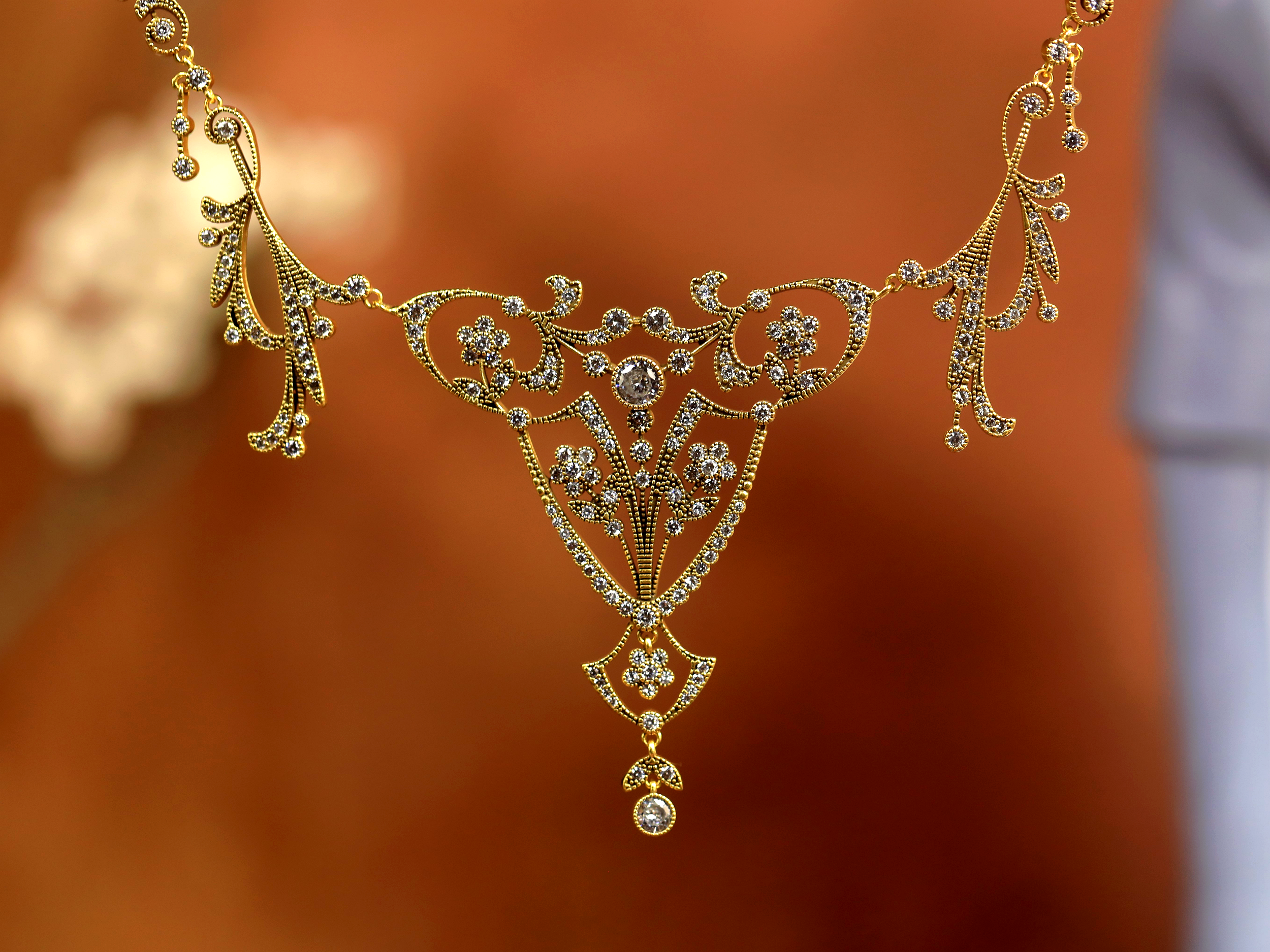 Necklace Belle Epoque Lacework Gold CZ White BE8