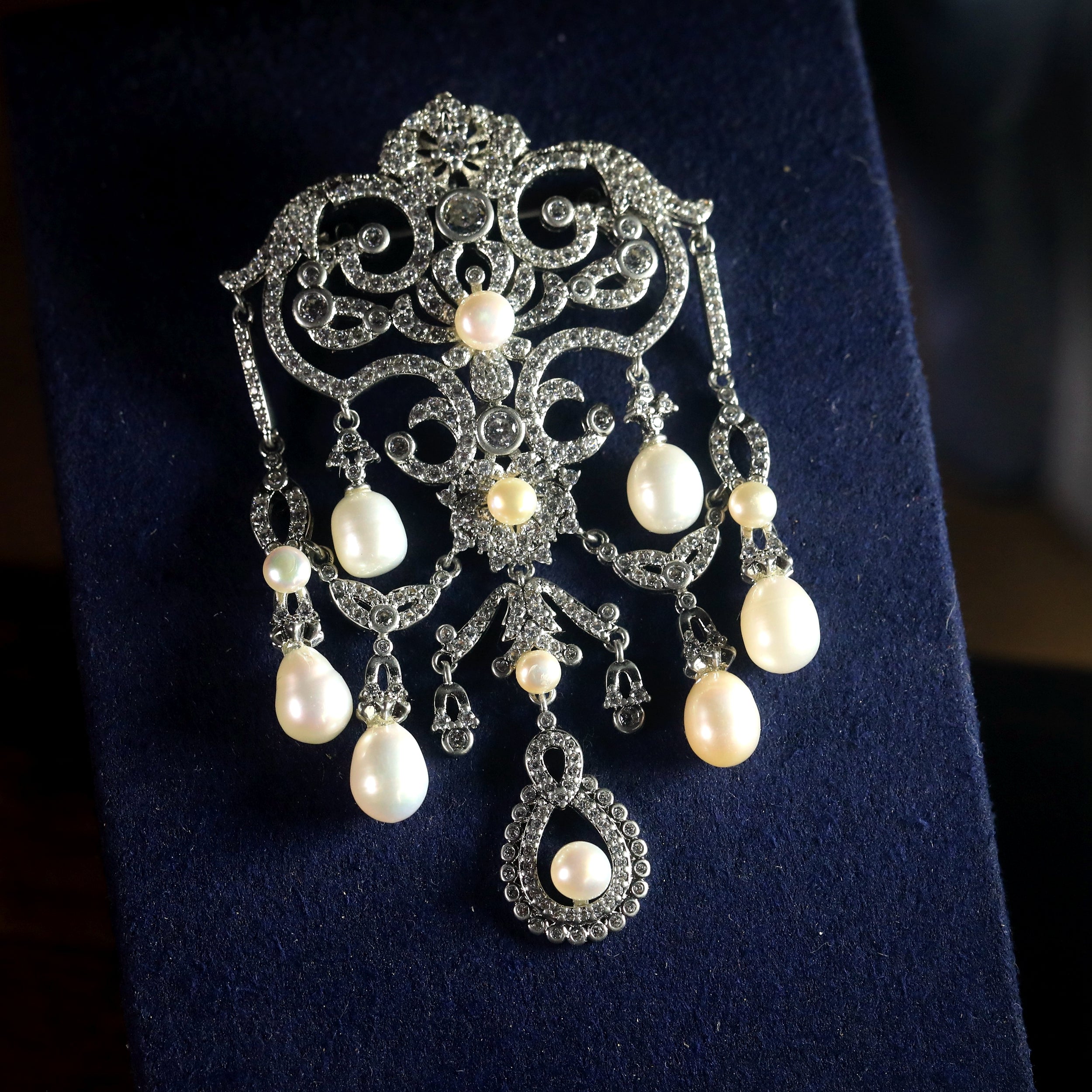 Brooch Pendant Belle Epoque Dentelle Tassel CZ Pearl BE4