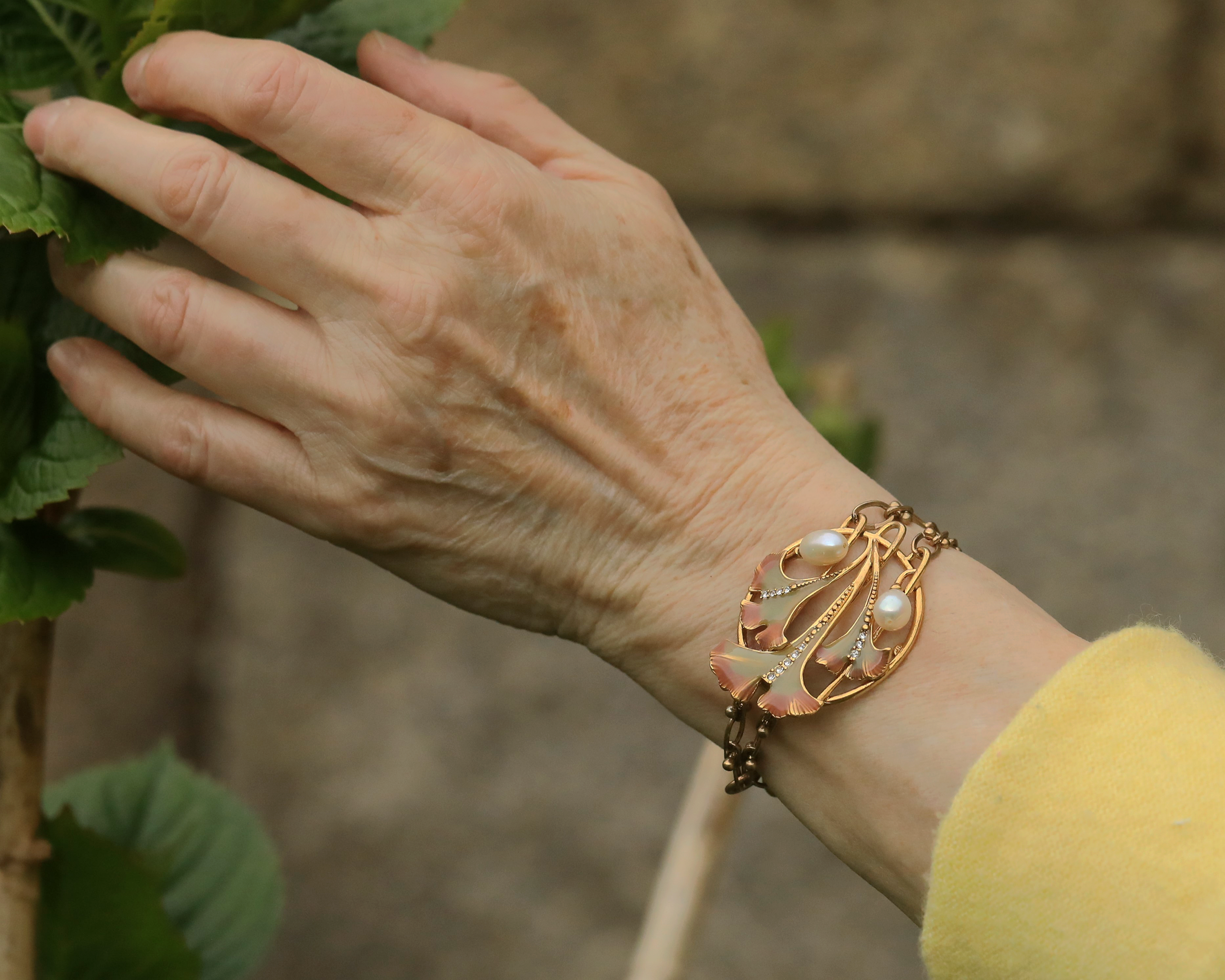 Bracelet Art Nouveau Ginkgo Leaves QD13