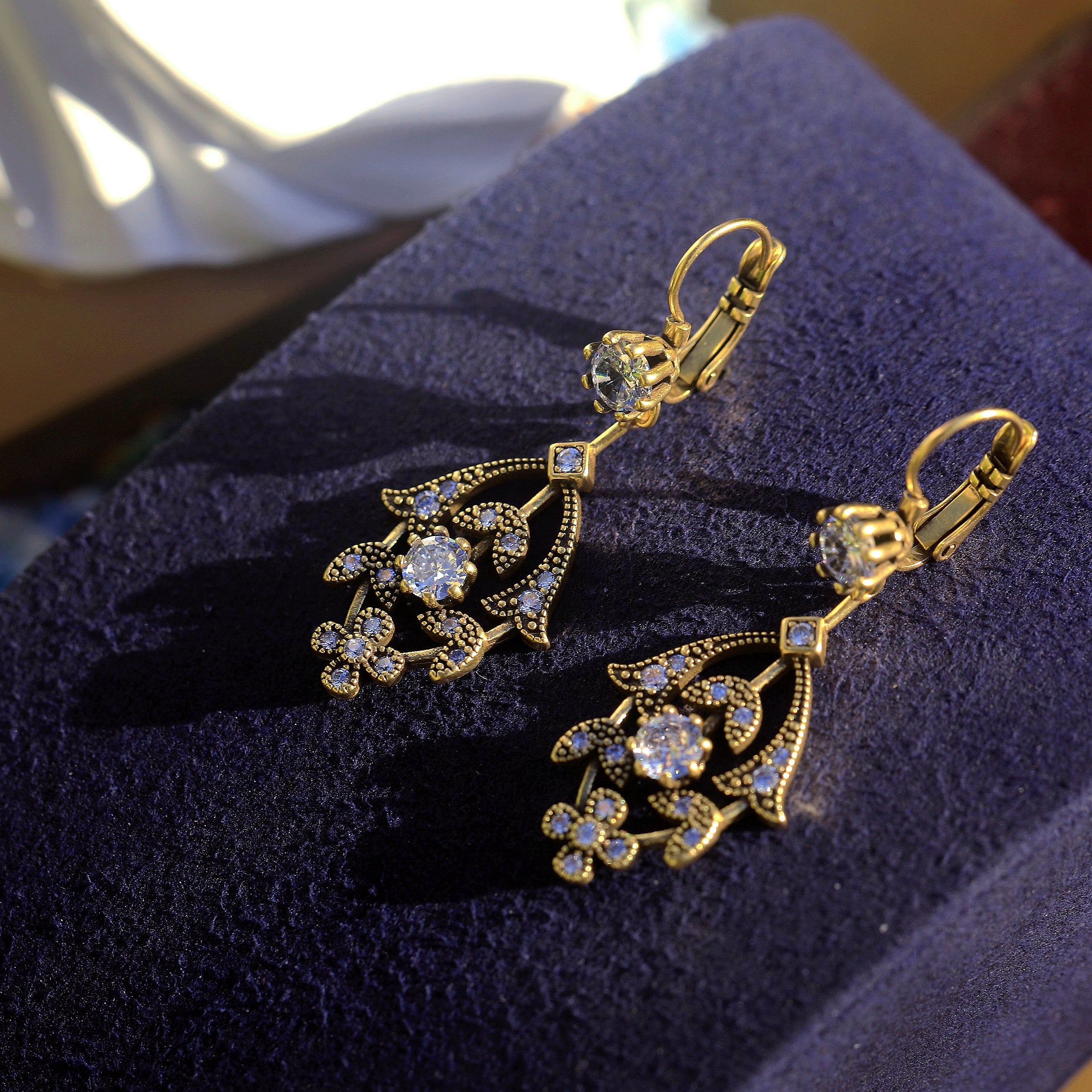 Earrings Lever Back Gold Antique Lily Flower CZ Encrusted BE5