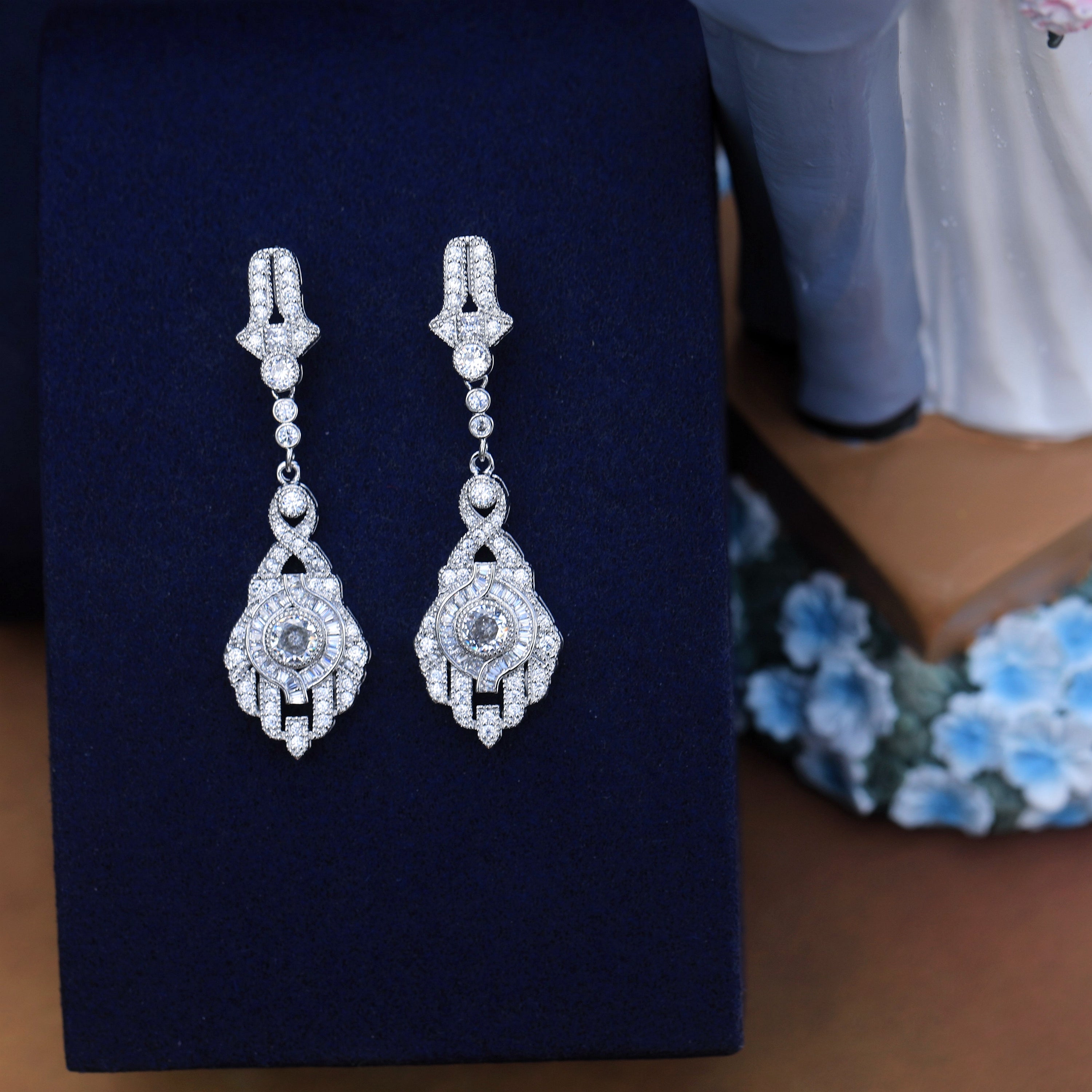 Earrings Post Clip on Silver Taï-chi Drop CZ White Green Blue SB1